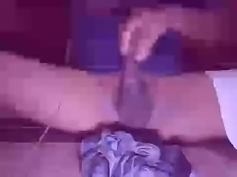 Snapshot of EnjoyMex69 chatting on November 24, 2025, 5:18 am EnjoyMex69 online show from November 24, 2025, 5:18 am