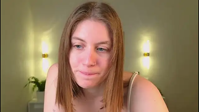 MellyAlfay  online show from April 29, 2026, 8:18 am