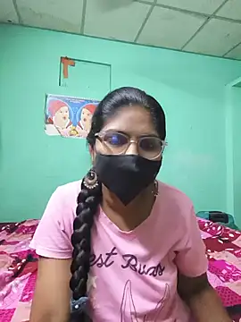 Snapshot of Sameera-sexy chatting on May 24, 2026, 5:24 pm Sameera-sexy online show from May 24, 2026, 5:24 pm