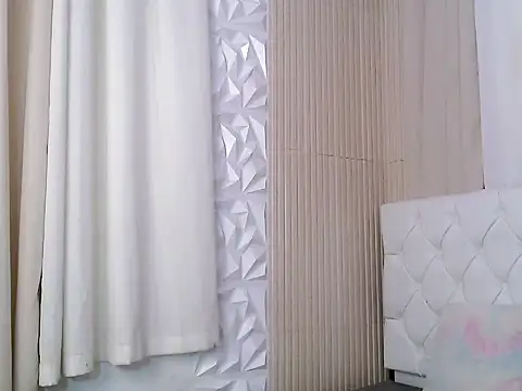 twerkitlike twinkle online show from July 26, 2026, 10:44 am