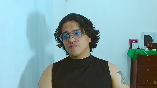 Snapshot of Diane_exotic chatting on July 11, 2026, 1:28 am Diane exotic online show from July 11, 2026, 1:28 am