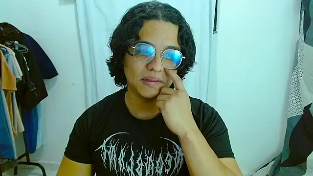 Snapshot of Diane_exotic chatting on July 30, 2026, 11:59 pm Diane exotic online show from July 30, 2026, 11:59 pm