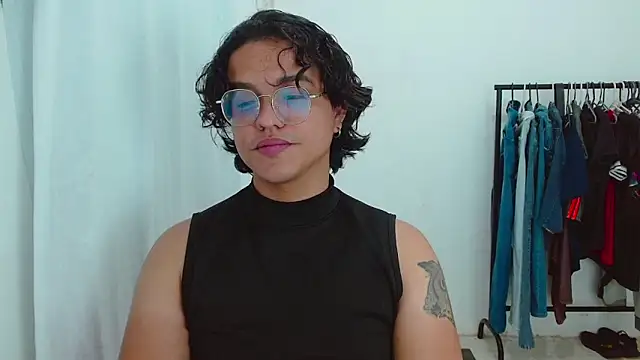 Diane exotic online show from June 11, 2026, 2:53 am
