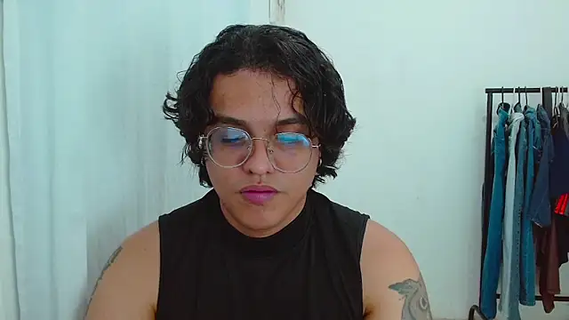 Diane exotic online show from June 11, 2026, 12:32 am