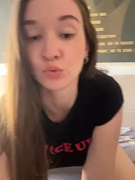 Snapshot of Dianyx chatting on May 27, 2026, 2:24 pm Dianyx online show from May 27, 2026, 2:24 pm