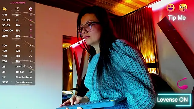 Snapshot of Valeri_bj chatting on June 13, 2026, 4:05 pm Valeri bj online show from June 13, 2026, 4:05 pm