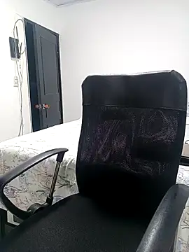 nadia  abaud online show from February 9, 2026, 3:37 am