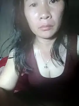 Snapshot of Lella_01 chatting on June 20, 2026, 1:05 pm Lella 01 online show from June 20, 2026, 1:05 pm