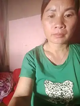 Snapshot of Lella_01 chatting on July 18, 2026, 1:41 pm Lella 01 online show from July 18, 2026, 1:41 pm