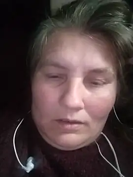 Snapshot of IrisMaris37 chatting on June 2, 2026, 8:14 am IrisMaris37 online show from June 2, 2026, 8:14 am