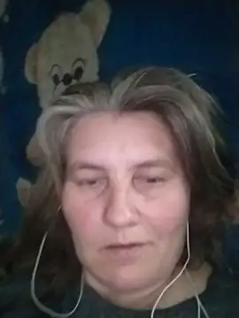 Snapshot of IrisMaris37 chatting on June 20, 2026, 9:25 am IrisMaris37 online show from June 20, 2026, 9:25 am