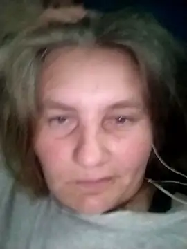 Snapshot of IrisMaris37 chatting on June 13, 2026, 9:40 am IrisMaris37 online show from June 13, 2026, 9:40 am