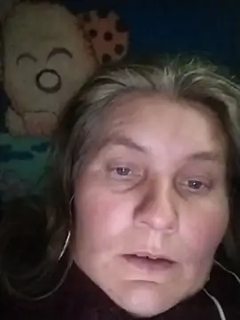 Snapshot of IrisMaris37 chatting on June 15, 2026, 1:22 pm IrisMaris37 online show from June 15, 2026, 1:22 pm