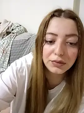 Snapshot of Werderwerememm chatting on May 1, 2026, 10:26 pm Werderwerememm online show from May 1, 2026, 10:26 pm