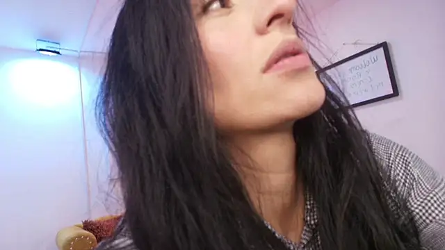 Snapshot of Antonella_rivers chatting on May 11, 2026, 1:01 pm Antonella rivers online show from May 11, 2026, 1:01 pm
