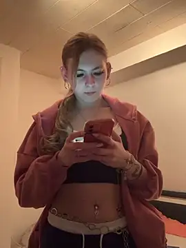 Lina-420 online show from April 27, 2026, 8:07 pm