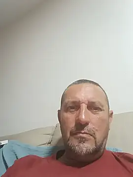 Snapshot of Frank20cmdura chatting on June 20, 2026, 2:27 am Frank20cmdura online show from June 20, 2026, 2:27 am