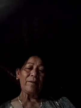 Snapshot of mouth22 chatting on May 3, 2026, 5:01 am mouth22 online show from May 3, 2026, 5:01 am