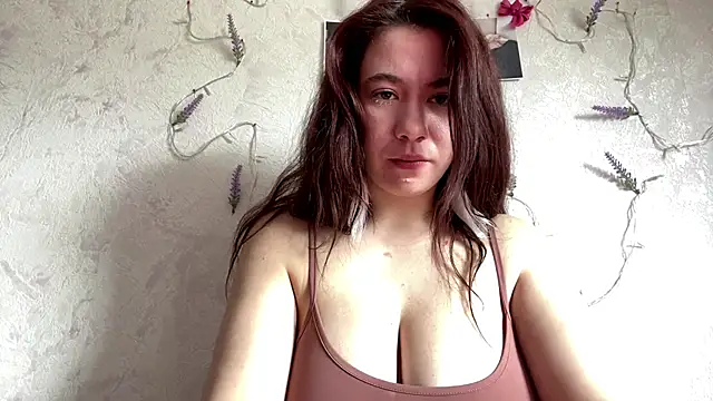 Snapshot of OraCoovert chatting on May 1, 2026, 11:15 am OraCoovert online show from May 1, 2026, 11:15 am