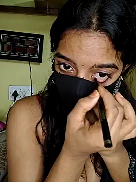 Snapshot of vanika2000 chatting on July 7, 2026, 8:51 am vanika2000 online show from July 7, 2026, 8:51 am