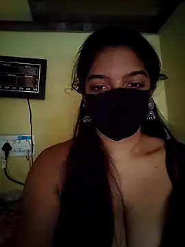 Snapshot of vanika2000 chatting on July 1, 2026, 4:35 am vanika2000 online show from July 1, 2026, 4:35 am