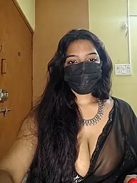 Snapshot of vanika2000 chatting on August 3, 2026, 4:31 am vanika2000 online show from August 3, 2026, 4:31 am