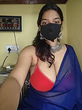 Snapshot of vanika2000 chatting on July 18, 2026, 4:32 am vanika2000 online show from July 18, 2026, 4:32 am
