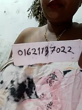Snapshot of Gulapi_N chatting on July 13, 2026, 11:37 pm Gulapi N online show from July 13, 2026, 11:37 pm