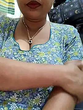Snapshot of Gulapi_N chatting on July 9, 2026, 9:10 am Gulapi N online show from July 9, 2026, 9:10 am