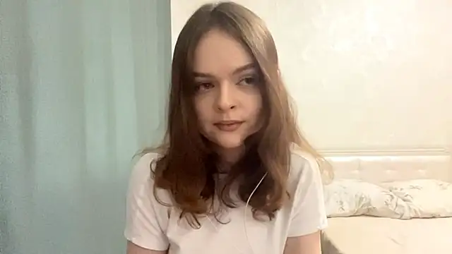 dewdropdoll online show from April 27, 2026, 1:09 pm