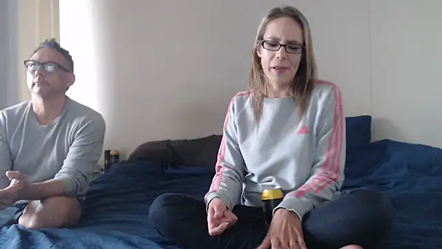 Snapshot of blondiesin50 chatting on May 28, 2026, 1:28 pm blondiesin50 online show from May 28, 2026, 1:28 pm