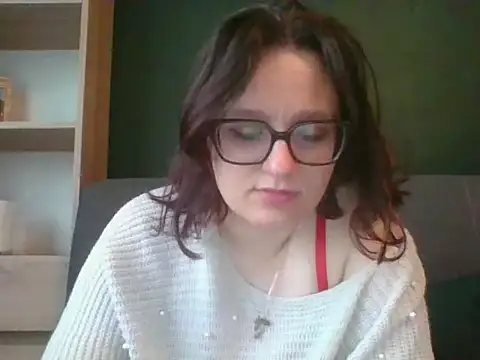 Snapshot of sensual_paris chatting on May 15, 2026, 5:27 am sensual paris online show from May 15, 2026, 5:27 am