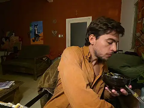 Snapshot of GringoDelicius chatting on May 16, 2026, 5:28 am GringoDelicius online show from May 16, 2026, 5:28 am