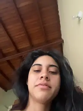 mia moonna online show from May 27, 2026, 11:50 am