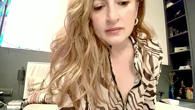Peachy  online show from May 18, 2026, 8:08 am