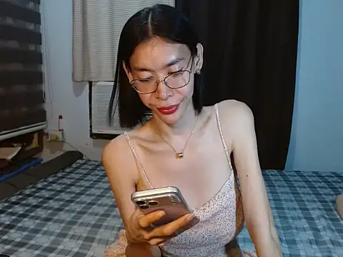 Snapshot of 1perfectmodel chatting on June 19, 2026, 6:03 pm 1perfectmodel online show from June 19, 2026, 6:03 pm