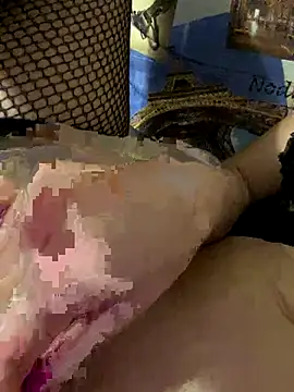 Snapshot of kisulya chatting on October 21, 2025, 8:08 pm kisulya online show from October 21, 2025, 8:08 pm