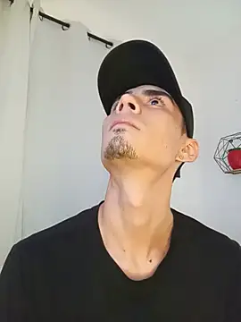 rada200722 online show from April 28, 2026, 12:53 am