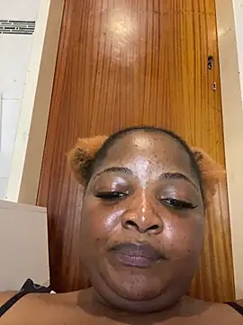 Snapshot of Sexyagelicxx chatting on June 28, 2026, 12:28 am Sexyagelicxx online show from June 28, 2026, 12:28 am