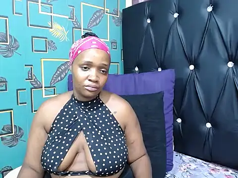 Snapshot of CandyBoobs69 chatting on May 14, 2026, 2:41 am CandyBoobs69 online show from May 14, 2026, 2:41 am