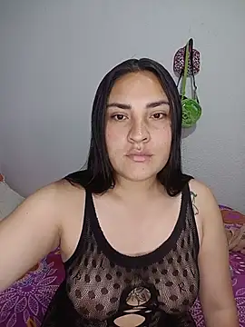 Snapshot of -brendda- chatting on June 7, 2026, 3:23 am -brendda- online show from June 7, 2026, 3:23 am