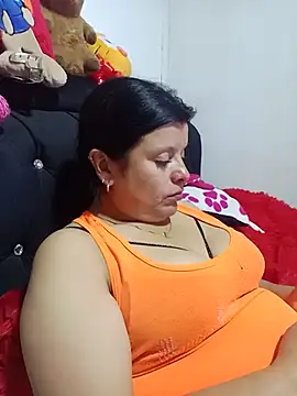 Samantha Kieran online show from June 8, 2026, 1:28 am
