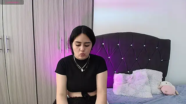 Sara  Dream online show from May 5, 2026, 6:22 pm