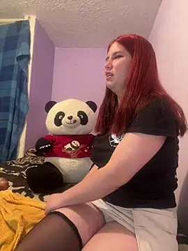 Snapshot of Caro_redd chatting on May 19, 2026, 12:34 pm Caro redd online show from May 19, 2026, 12:34 pm