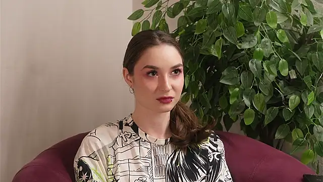 MinnieWerthman online show from May 12, 2026, 11:27 am