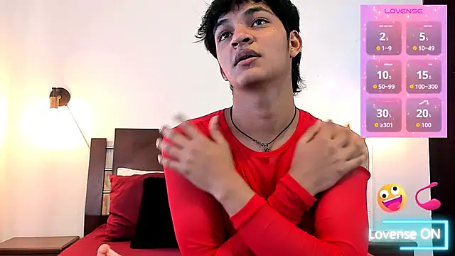 Snapshot of SahirCharm chatting on May 16, 2026, 5:23 pm SahirCharm online show from May 16, 2026, 5:23 pm