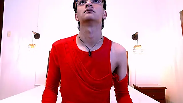 Snapshot of SahirCharm chatting on June 16, 2026, 12:05 pm SahirCharm online show from June 16, 2026, 12:05 pm