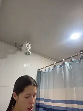 Snapshot of Ally_sunnn chatting on May 24, 2026, 6:30 pm Ally sunnn online show from May 24, 2026, 6:30 pm