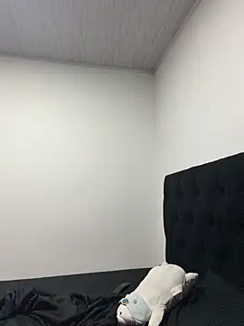 HayleyRoss  online show from July 6, 2026, 1:18 pm
