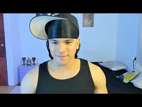 Snapshot of sant_wahlberg chatting on July 25, 2026, 12:07 am sant wahlberg online show from July 25, 2026, 12:07 am